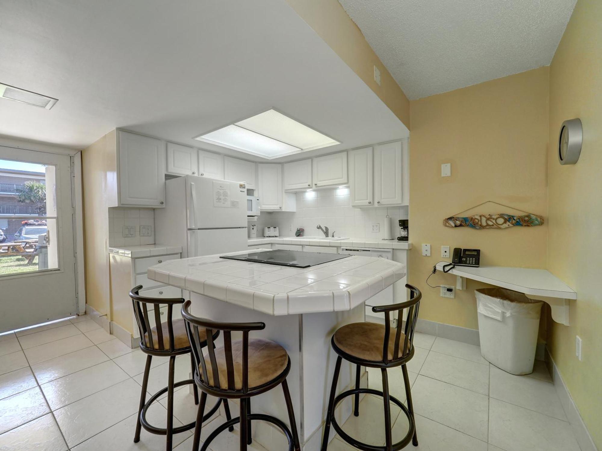 Island House Beachfront Condo Hotel Corpus Christi Exterior photo
