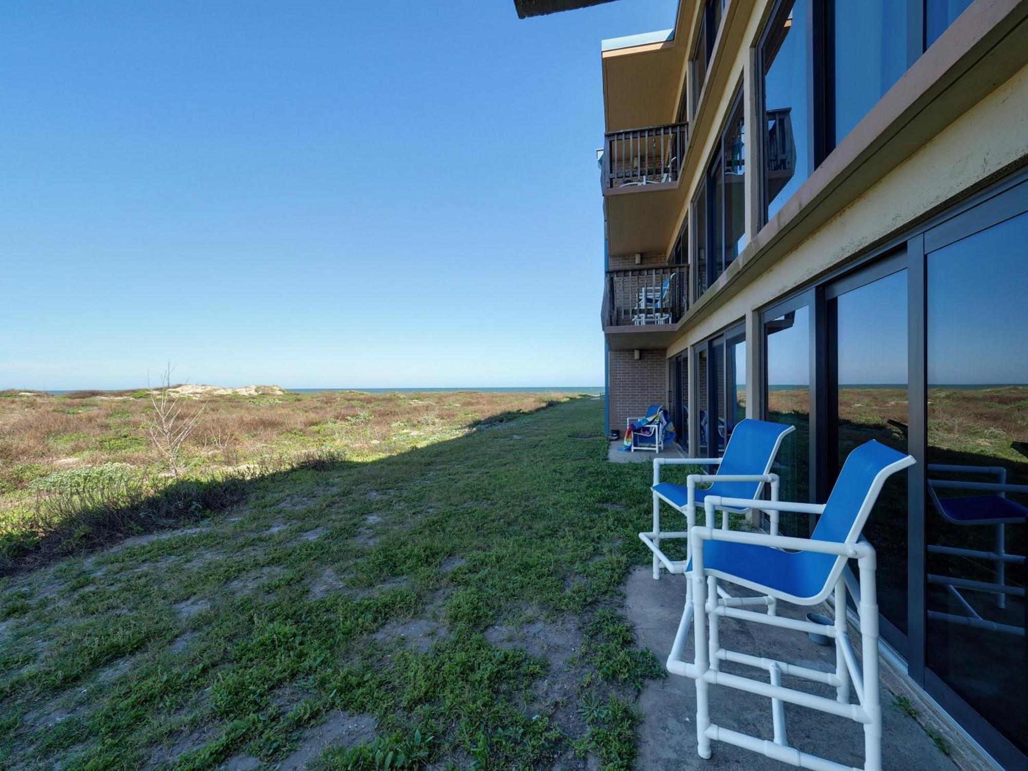 Island House Beachfront Condo Hotel Corpus Christi Exterior photo